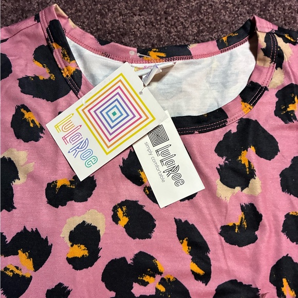 LuLaRoe Pink and Black Leopard Print Short Sleeve Tee - Picture 3 of 4